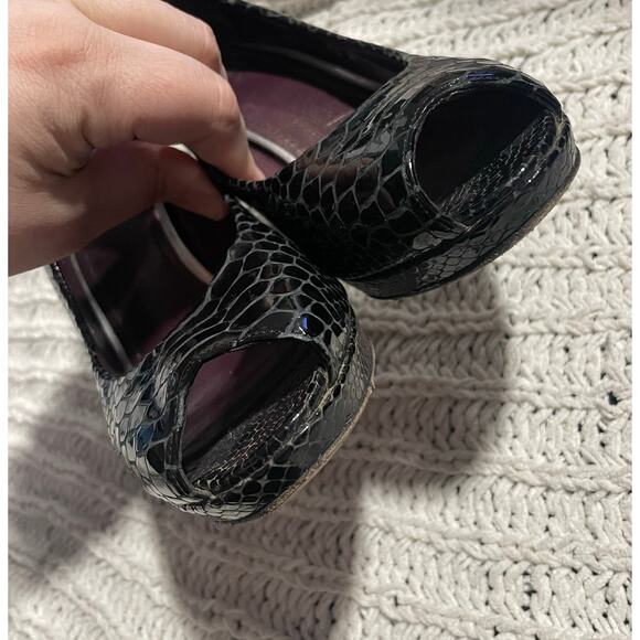 Stuart Weitzman Peep Toe Heels Leather Snake OW36069 Womens 7.5 M Reptile Black - Picture 10 of 10